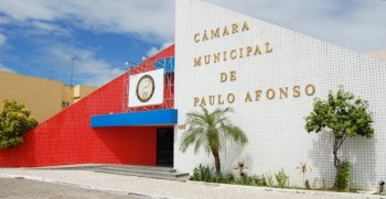  Dos 15 vereadores da Câmara Municipal de Paulo Afonso  4 não se reelegeram este ano, dois não di