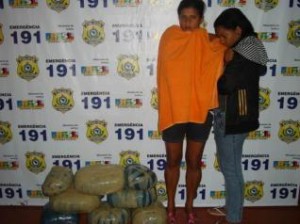 Edna e Sandra Cristina foram presas com 45 quilos de maconha 