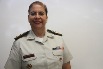 na Fernanda Dantas integra a corporação há 25 anos e é a maior autoridade feminina da PM da Bahi