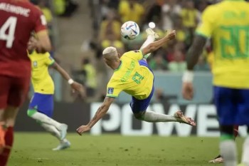 Atacante da seleção brasileira vence votação popular no site da Fifa 