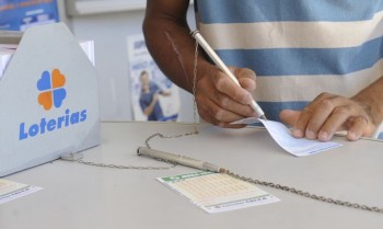 O prêmio de R$ 50 milhões acumulou e o valor estimado para o próximo concurso, no sábado (29), �