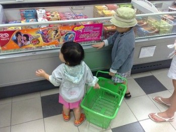 Crianças não adotam com tanta eficácia os cuidados de prevenção pessoal contra o vírus