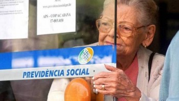 Novo texto da Previdência, que deve ser concluído hoje, não vai mais prever contribuição mínim