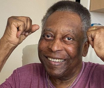 Hospital diz que Rei do Futebol está com condição clínica estável