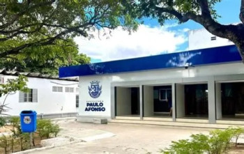 Mesmo com a máquina, o Conde foi derrotado!