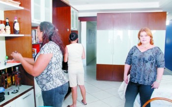 Tendência é que os serviços das empregadas domésticas se tornem cada vez mais restritos