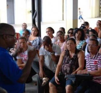 Na próxima terça-feira (9) os professores voltarão a se reunir
