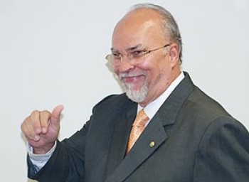 “vou me preparar para ser prefeito de Paulo Afonso”.