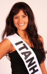 A estudante de enfermagem Priscila Viana é candidata de Itanhaém