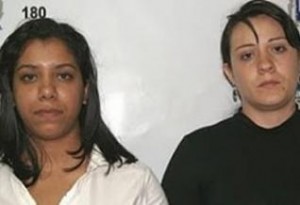 As duas foram presas por comprarem TV com cheques falsos 