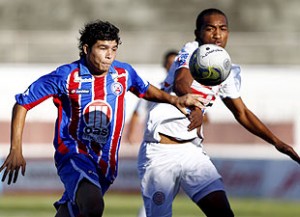 Bahia tropeça no Atlético de Alagoinhas e decide classificação na última rodada