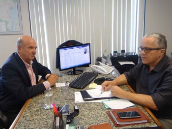 Dr. Anilton Bastos. Pereira e Josias Gomes 