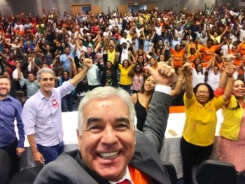A votação foi acompanhada pelos agentes comunitários que ocuparam as galerias da Câmara e aplaud