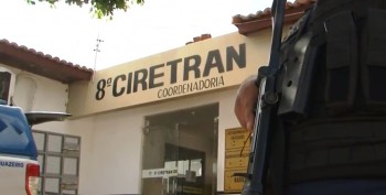 Conforme a denúncia, cerca de 19 motocicletas foram furtadas do pátio do Detran