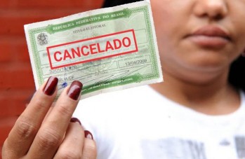 Biometria eleitor que não atender convocação do TRE terá o título cancelado