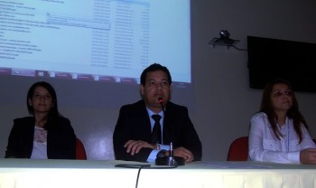 Prefeito de Santa Brigida e presidente da APSB coordenou os trabalhos da mesa