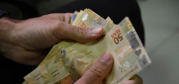 Mais de 141 mil trabalhadores ainda não retiraram o benefício