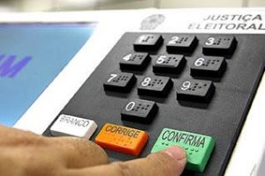 Eleitor precisa ficar atento no dia e atender a nova exigência. 