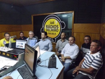 Participaram da entrevista: Nido de Dotor, Tássio Peixoto e os vereadores: Koka, Beto, Missão e Gi