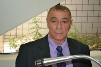  Zezinho (Podemos) denuncia oportunistas agindo no Nair Alves de Souza.