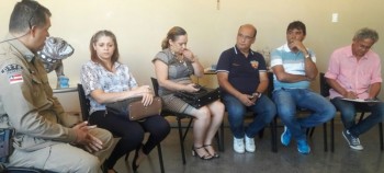 Reunião na sede do 20º Batalhão. 