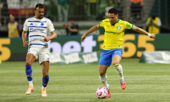 Duelo entre Palmeiras e Cruzeiro, válido pela 30ª rodada do Brasileirão