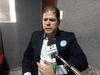 D. Fábio: Que Deus abençoe a advocacia e ilumine, ao seu tempo, o nosso caminho.   