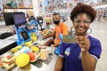 Cerca de 390 mil estudantes da rede estadual já estão contemplados pelo programa