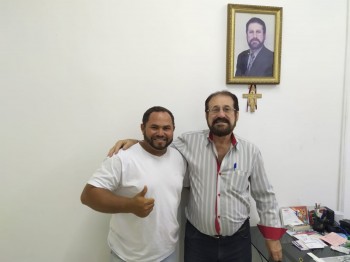 Flávio Lima (Presidente Mul do PRB e Raimundo Caires fotografaram juntos após ato de filiação,