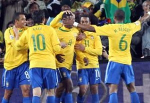 Gol de Juan abriu caminho para a vitória da seleção brasileira 