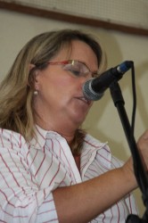 Secretária Ana Clara Moreira