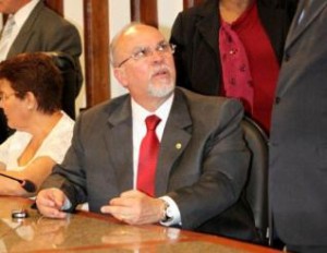 Ministro Mário Negromonte volta às manchetes negativas 