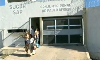 A unidade carcerária tem capacidade máxima para receber 338 detentos, contudo, o número ultrapass