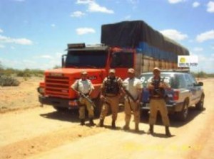 PMs fizeram ronda e encontraram a carreta próximo a Macucuré 