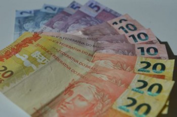 Nova política para o salário mínimo será decidida nas próximas semanas