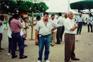 Zenor de cabelos brancos