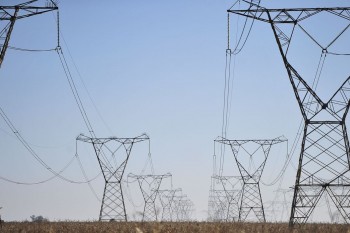 Eletrosul e Chesf podem ser vetadas em leilões de energia da Aneel
