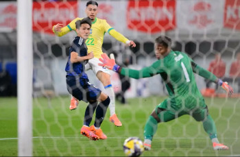 Gol de Gabriel Martinelli em amistoso contra o Japão.