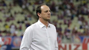 Rogério Ceni assinou contrato com o Bahia até dezembro de 2025 