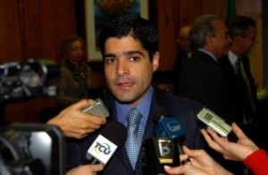 ACM Neto teve votação reduzida, mas ainda foi o mais votado 