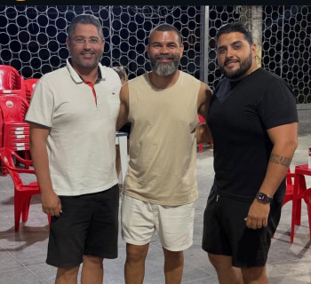 Léo Entretenimentos; Kôka Tavares e Márcio Barreto