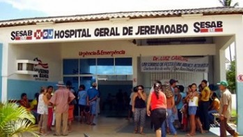 Conforme informação do parente, seu Isidoro caiu da maca dentro da unidade de saúde e sofreu uma