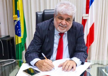 Presidente em exercício deputado Paulo Rangel (PT)