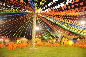 Por causa da seca, municípios recorrem às tradições juninas 