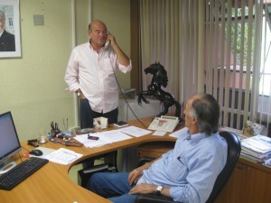 Anilton Bastos confiorma saída do DEM