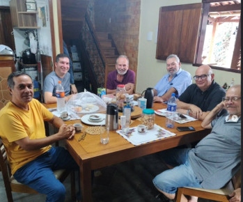 Ciceroneado por Val Oliveira Carlinhos Visita lideranças politicas históricas