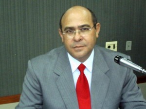 Edson Oliveira Maciel (Dinho)