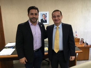 Prefeito David Cavalcanti e o Secretário Cássio Peixoto. 